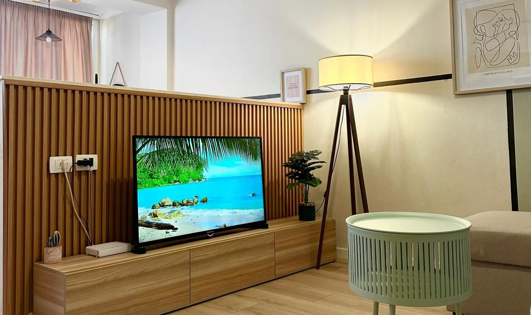 Stylish Apartment Near The Beach- Modern & Comfort Durres